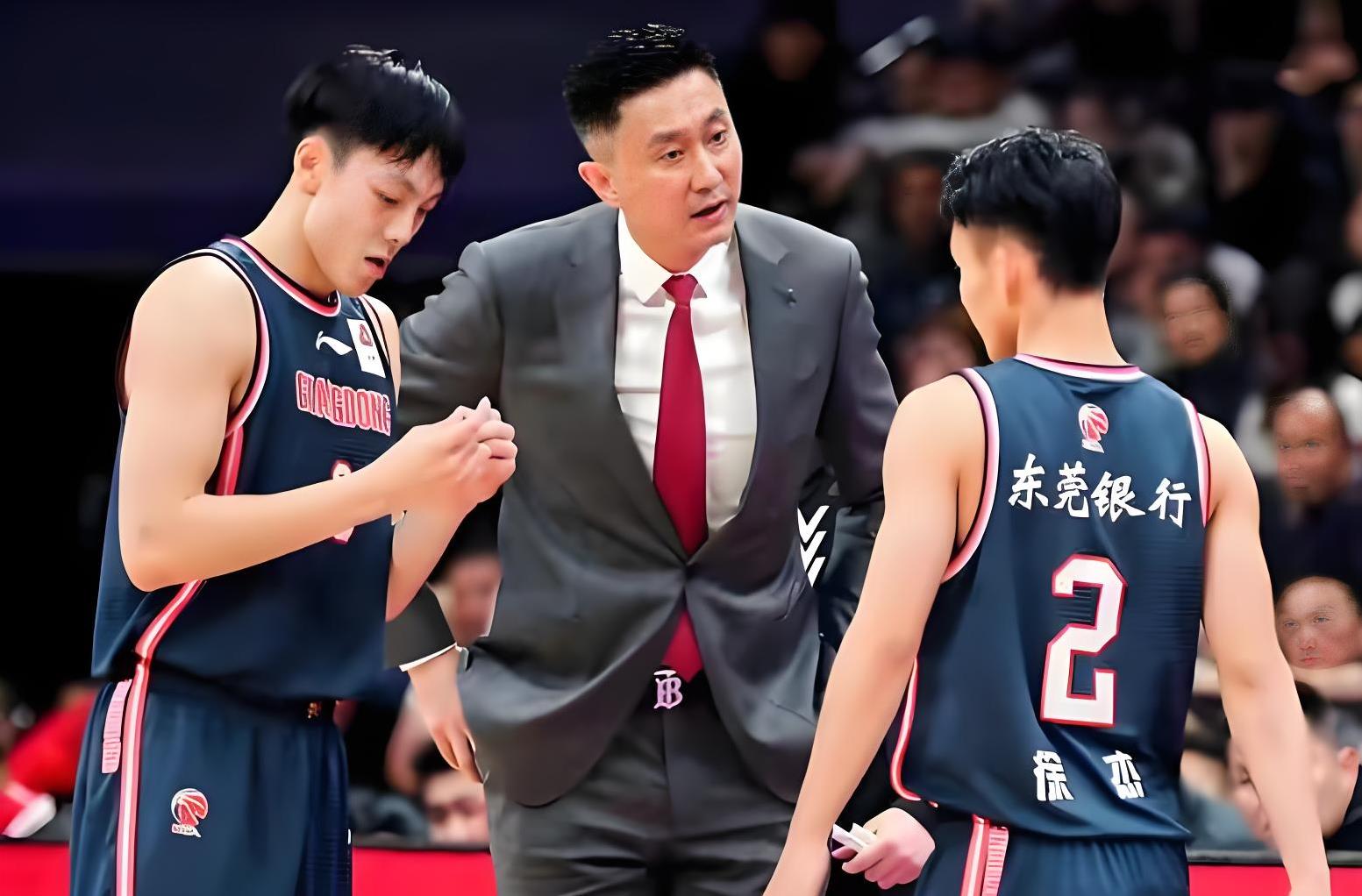 乐鱼app转会期体能课后，广东宏远手感冰凉备战NBA常规赛，质疑声仍在，细节决定成败的简单介绍